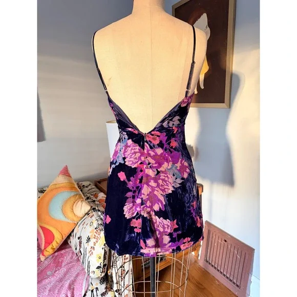 LUSH Burnout Velvet Floral Print Mini Slip Dress Strappy Bodycon Party - XS‎ - Picture 2 of 4
